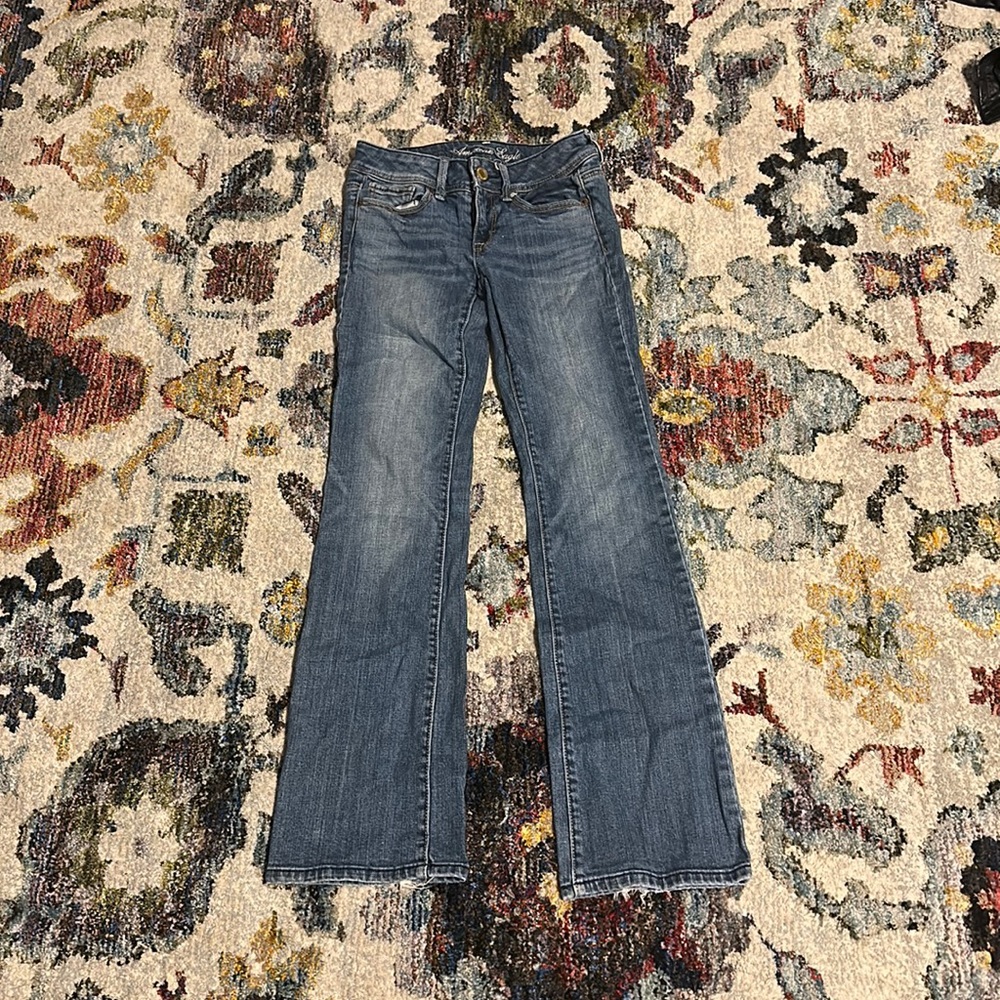 American Eagle blue flare jeans in size 2